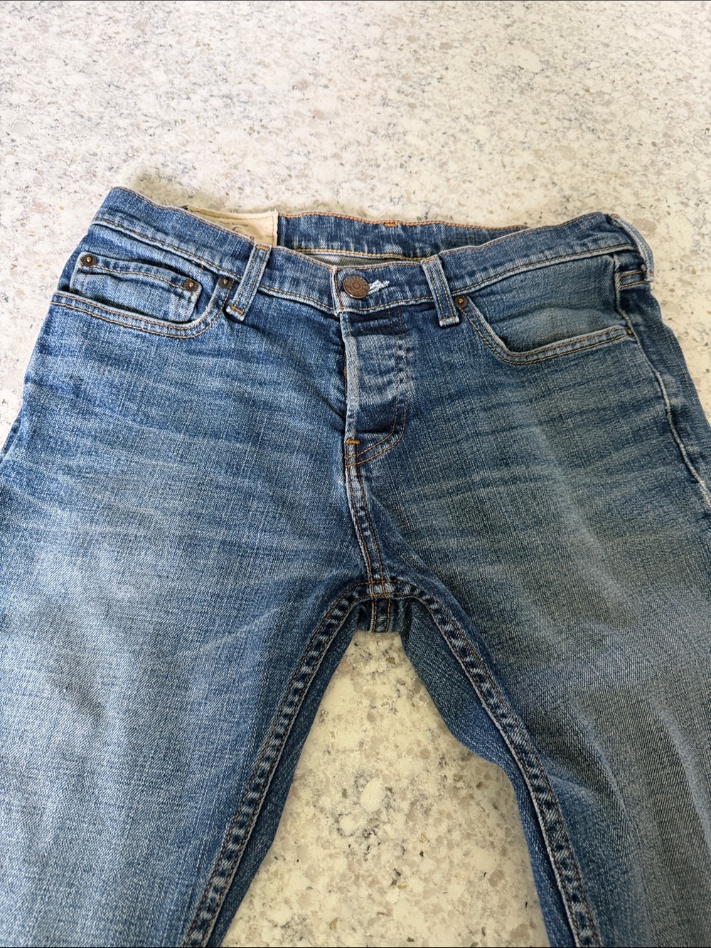 Hollister Men's Slim Straight Jeans in Light Blue Wash